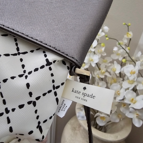 Kate Spade Newbury Lane Sally Saffiano Leather Pewter crossbody purse EUC - Picture 7 of 16